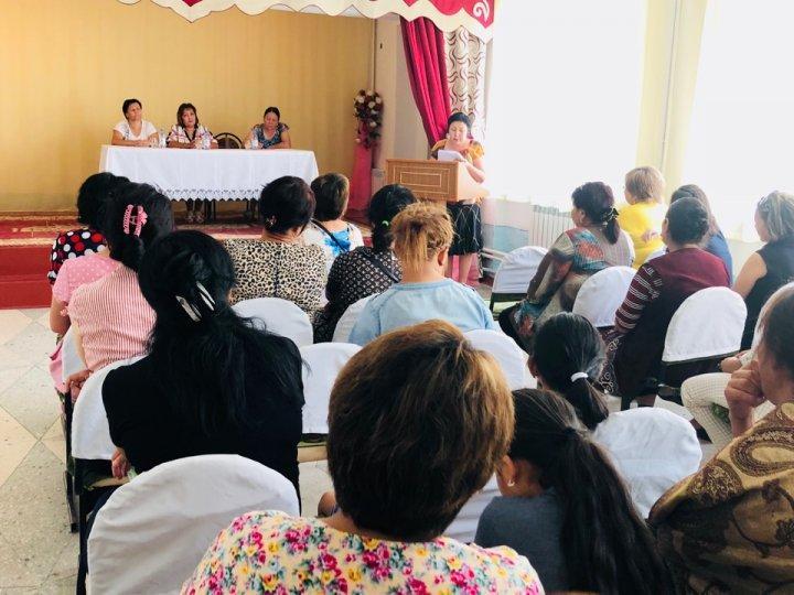 Мектепішілік жалпы ата аналар жиналысы