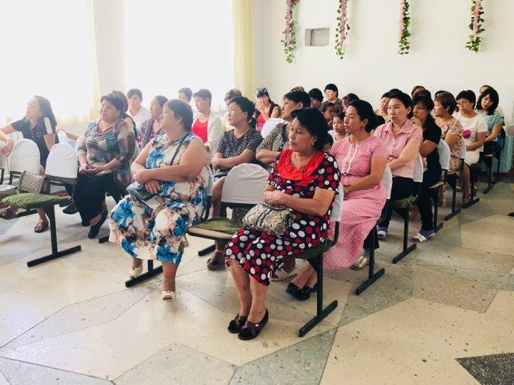 Мектепішілік жалпы ата аналар жиналысы